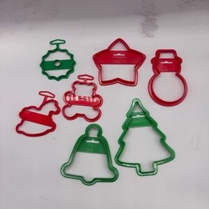 Vintage Wilton Large Plastic Christmas Cookie Cutters-Set of 7
